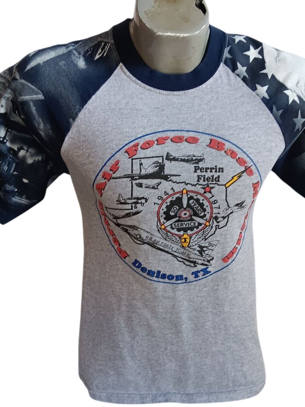 Mens T-shirt Small PERRIN AIR FORCE BASE DENISON TEXAS SLEEVE PRINT RINGER